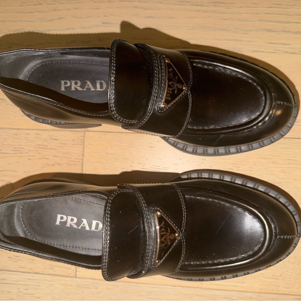 Prada Black Leather Women's Slip-On Loafers with Triangle Logo - Picture 7 of 7